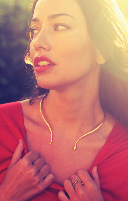 SNAKE NECKLACE | Gold