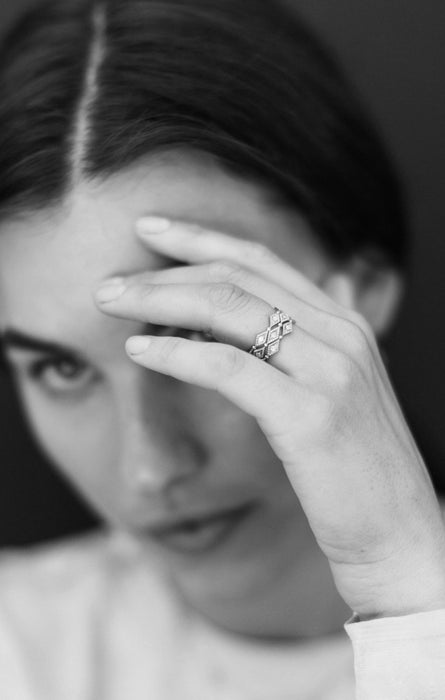 GONDAL RING | Silver & Diamonds